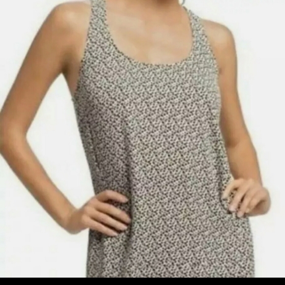 5 For $20.00 CAbi Racerback Leonard Print Tank Top, Medium, Black/Gray - Picture 6 of 6